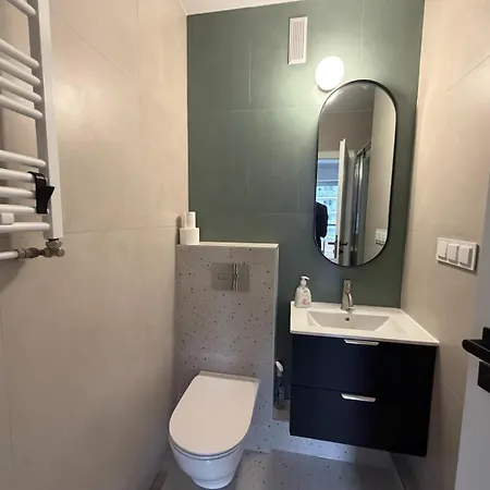 M89 Deluxe Blisko Dworca Glownego